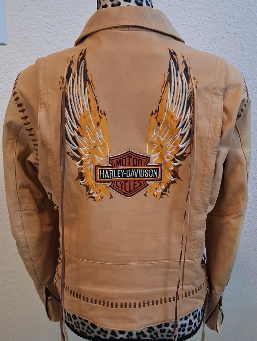 Harley-Davidson Women's VTG 2003 Tan Leather Wings Fringe LaceUp Jacket,Pants(M)
